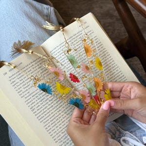 Pressed Flower Resin Bookmarks, Handmade Book Accessory, Made to Order Bookmarks, Book Lover Gift, Reading Accessory