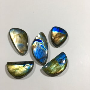 Superb Blue Purple Fire Labradorite Antique Shape Cabochon AAA Grade Quality 100%Natural Wholesale Price Labradorite Loose Handmade Gemstone