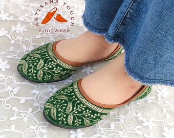 Handmade Green Velvet Khussa Jutti: Embroidered Ethnic Wedding Shoes