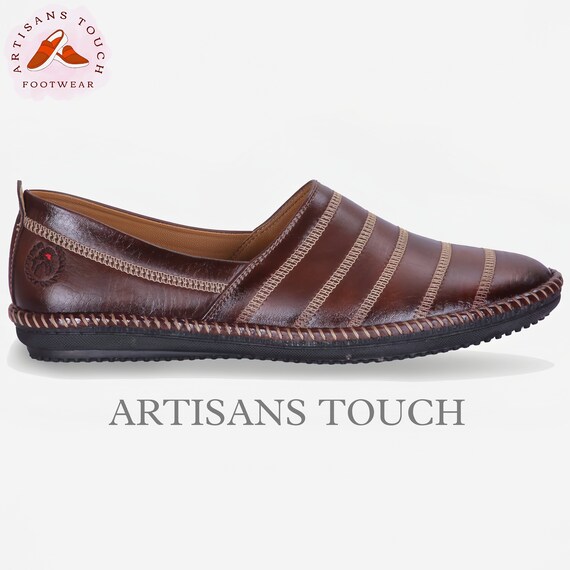 Mens Dark Tan Leather Mojari Shoes: Traditional Indian Dress  display picture 3