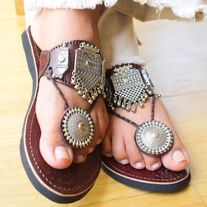 Handmade Leather Kolhapuri Sandals: Silver Ghungroo Boho Bridal Flats