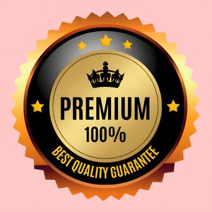 以下が含まれることがあります： 「PREMIUM」の太字、100％、BEST QUALITY GUARANTEEの文字が入った金と黒のバッジ。王冠のアイコンと星のアクセントがあり、ピンク色の背景に配置されています。