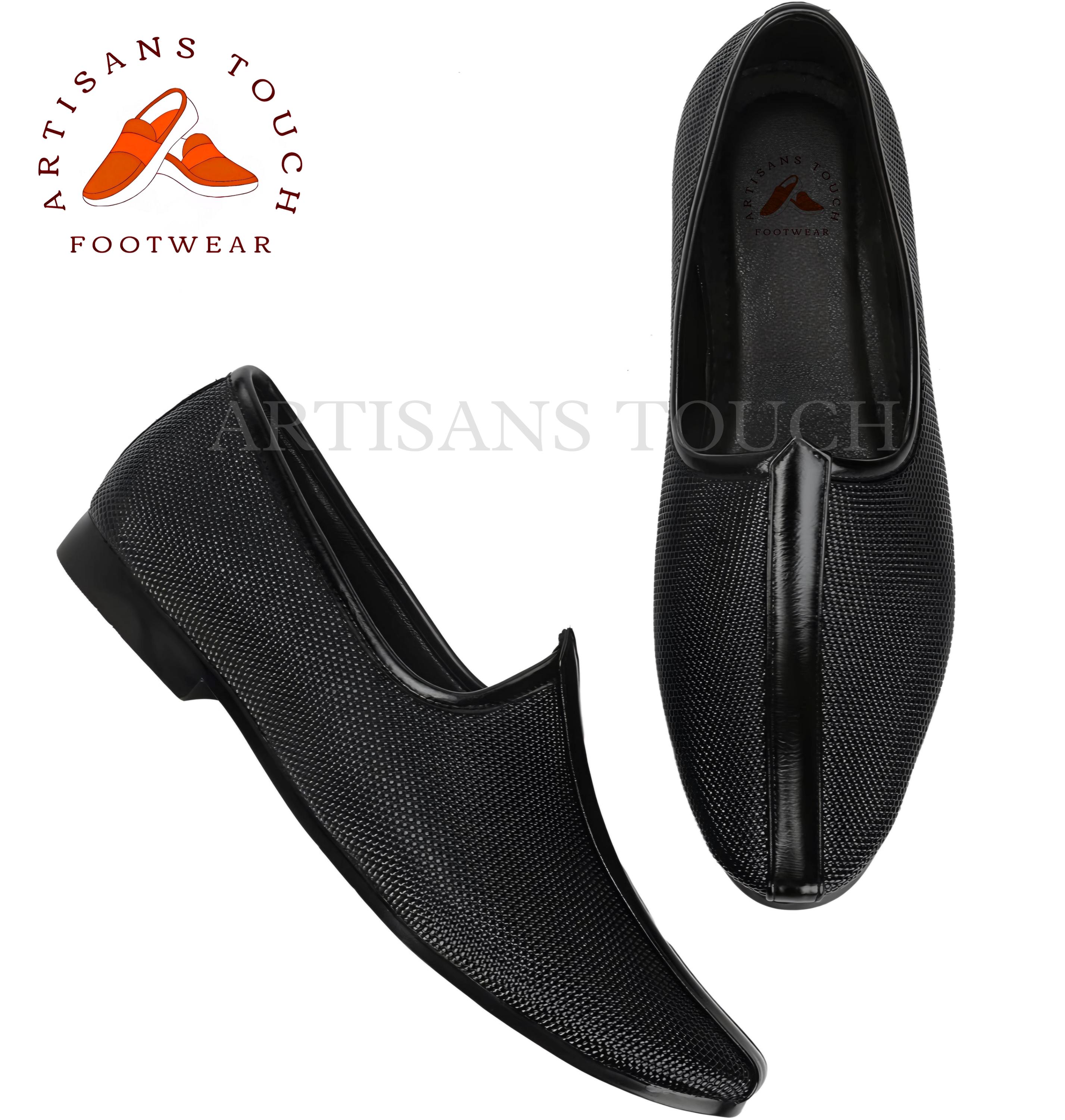 Black Textured Vegan Leather Mojari Shoes: Indian Wedding  display picture 3