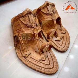 Handmade Natural Tan Kolhapuri Leather Sandals for Men, King of Kolhapuris Sandal, Traditional Maharaja Slip-On Shoes, High Quality Footwear