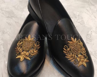 Handmade Black Vegan Leather punjabi Jutti for Men, Hand Embroidered Zardozi Groom Shoes, Indian Ethnic Party Wear loafers, Gifts for Grooms