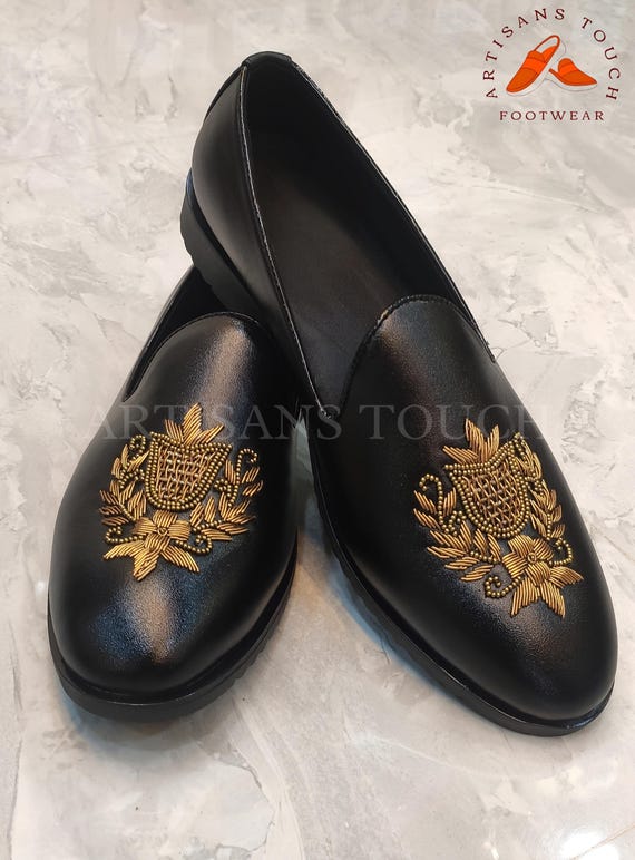 Handmade Black Vegan Leather Punjabi Jutti for Men, Hand  display picture 2