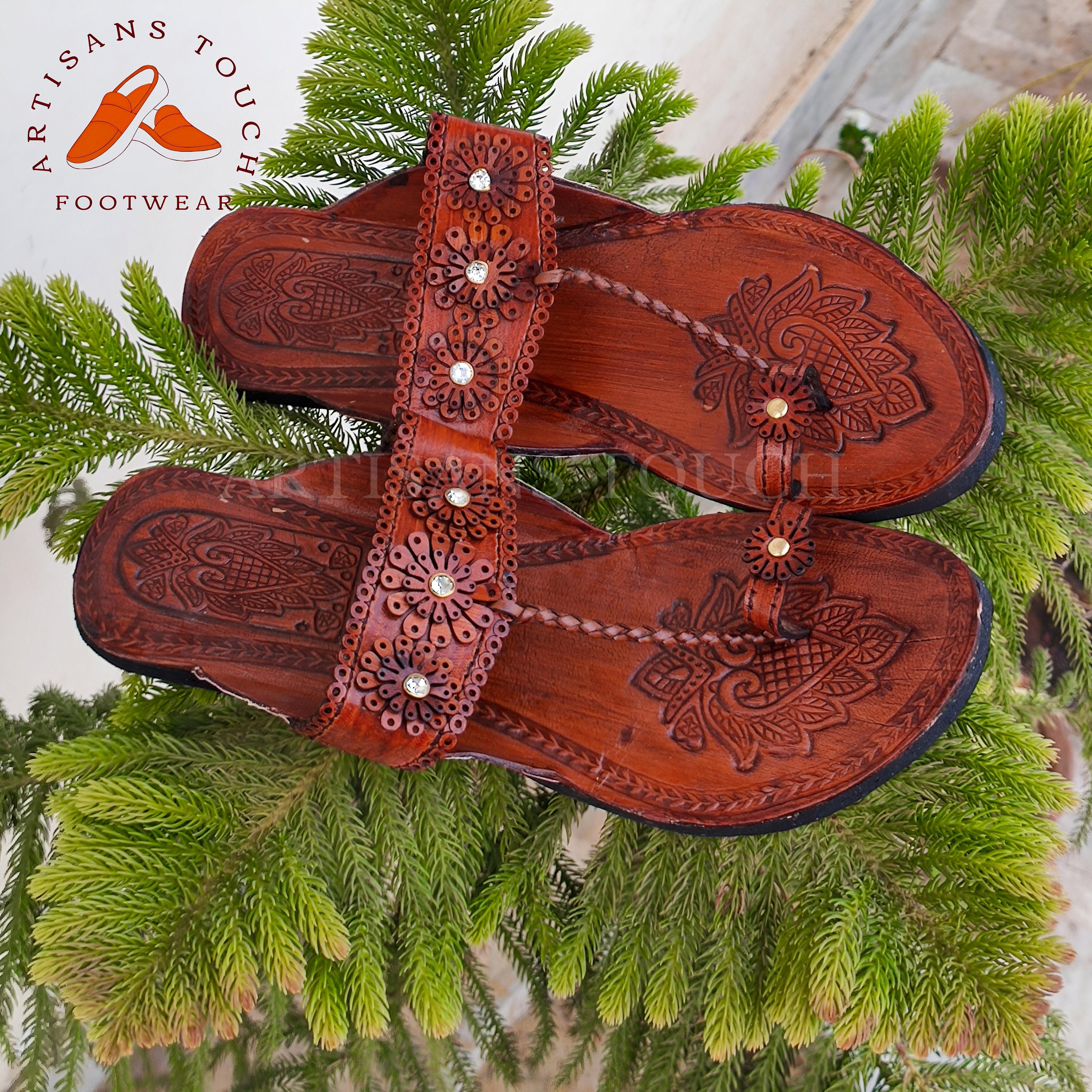 Handmade Leather Kolhapuri Sandals: Dark Tan Ethnic Indian  display picture 2