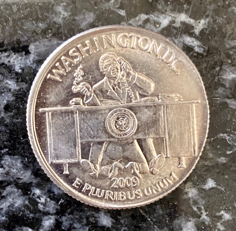 Parody close Quarter Featuring President Bill Clinton smoking Cigar