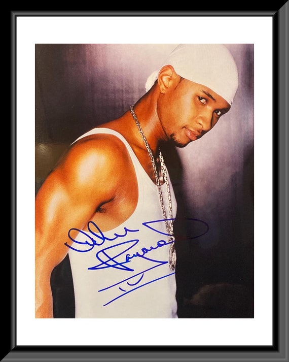 USHER SIGNED AUTOGRAPHED A4 PP PHOTO POSTER B USHER SIGNED AUTOGRAPHED A4 PP PHOTO POSTER B