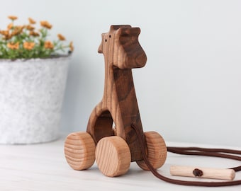 Giocattolo in legno a forma di giraffa da tirare e spingere per bambini di 2-3 anni, giocattoli sensoriali Montessori Waldorf per bambini piccoli, giocattoli Fidget per bambini, regalo unico per neonati e bambini.