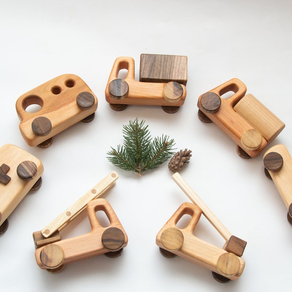 Set mit 7 Autos aus Holz, kleines Auto, Montessori-Spielzeug für Kinder, Schiebeauto auf Rädern für Kleinkinder, Spielzeug im Vintage-Stil