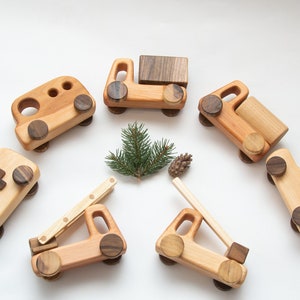 Set of 7 wooden little cars toy, Montessori Toys for Children, Push car on wheels for toddler, Vintage style toy, push & pull toys for boys