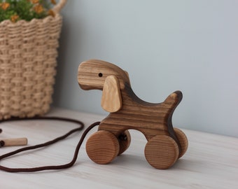 Wooden pull & push Dog toy Baby girl gift Animal toy Baby birthday gift Educational toy for toddler Montessori waldorf toys for 1 year old