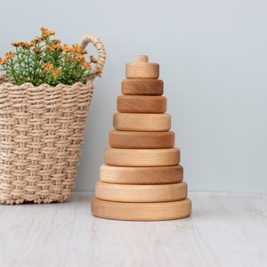 Wooden stacker toy Pyramid for toddler - Educational montessori baby toys for 1 2 3 year old, Nursery decor, Preschool toys, Gift for kids