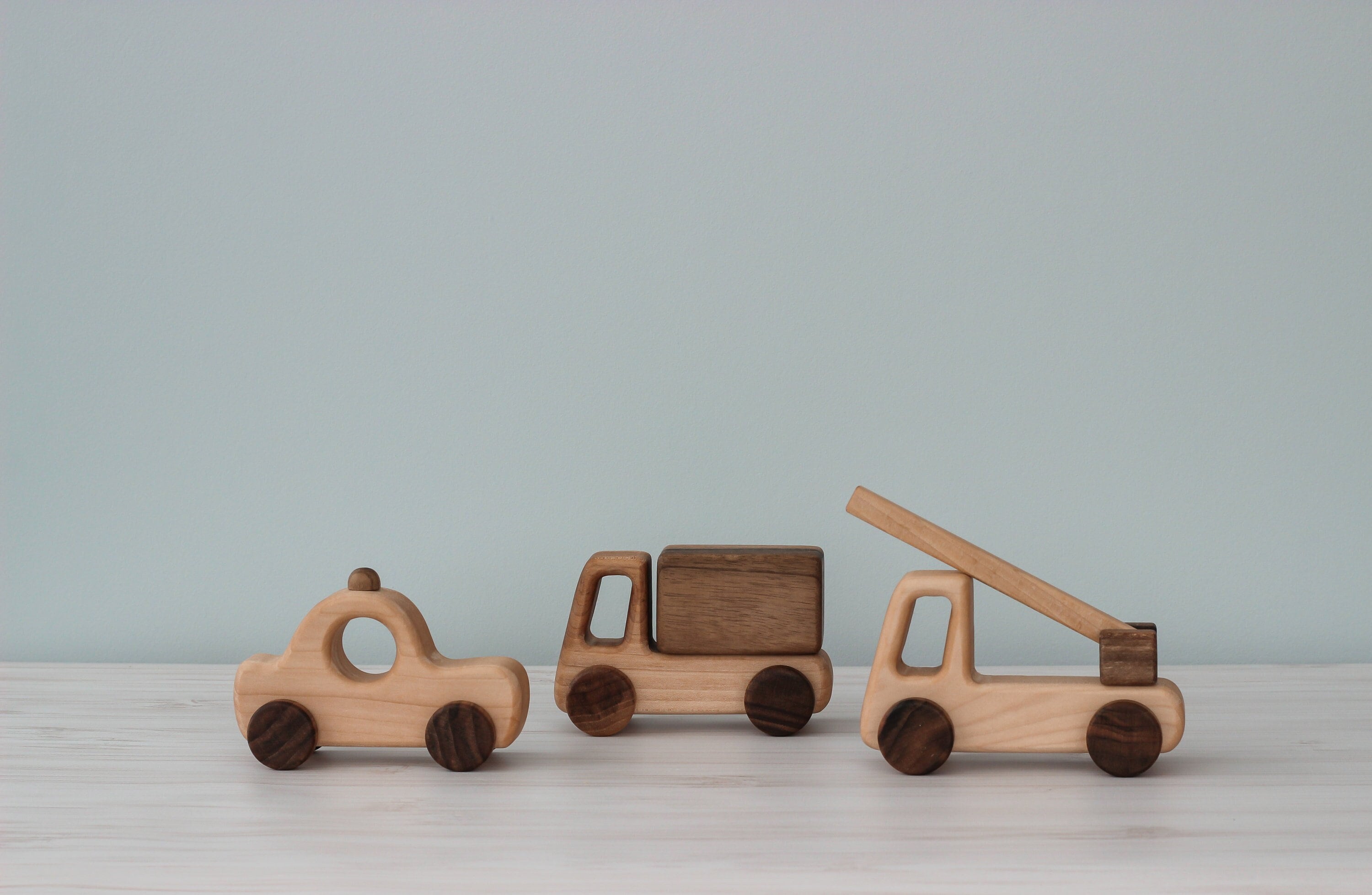 BOXOB Macchinina In Legno – Giocattolo Spingi E Gioca Per Bambini, Sviluppo Motricità Fine, Regalo Neutro Per Compleanno