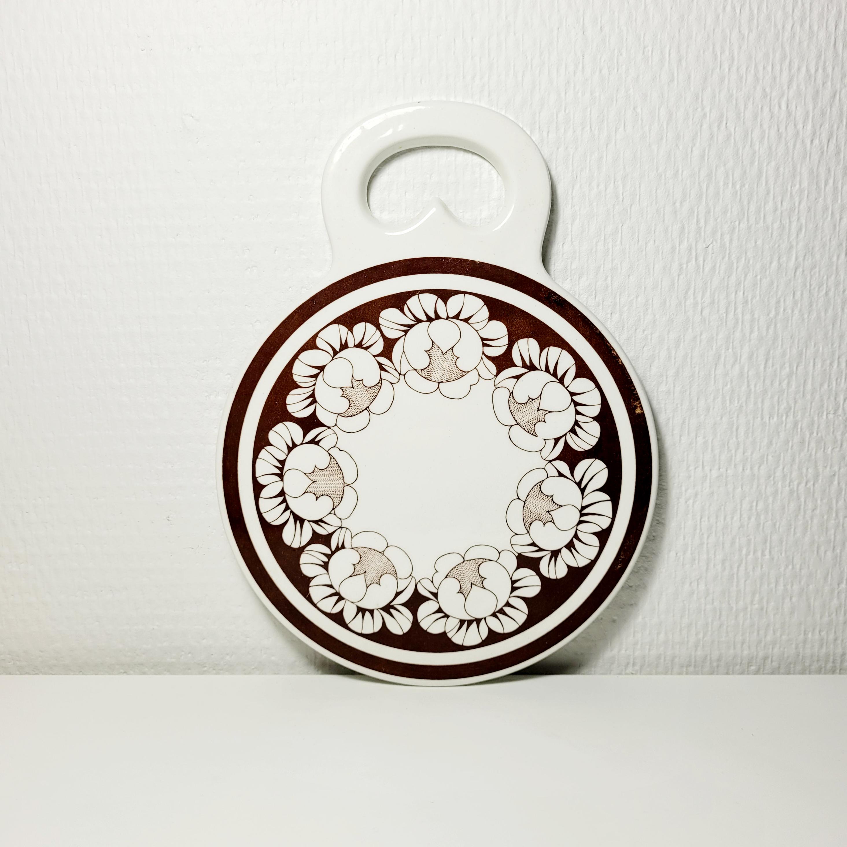 Arabia Finland KATRILLI Cutting Board, Designed by Esteri Tomula