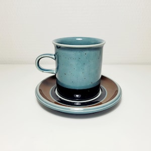 Arabia Finland MERI tall coffee cup and saucer, designed by Ulla Procopé. Nordic vintage, Made in Finland