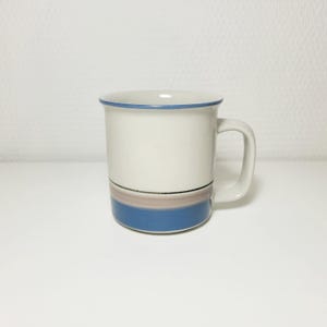 Arabia Finland UHTUA cocoa coffee tea mug, designed by Inkeri Leivo. Nordic vintage, Made in Finland