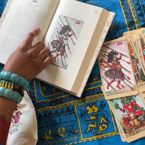 Tarot Yohualli Ehecatl – Deluxe Hardcover Tarot-Deck & Buch | Mexica Tarot, Azteken-Tarot, Indigenes, Spiritueller Leitfaden
