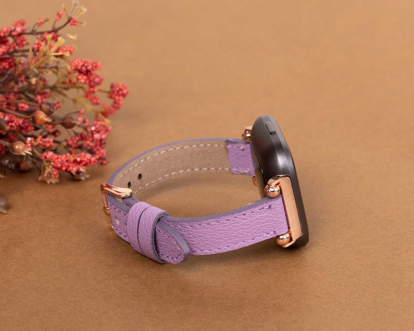 fitbit versa purple band