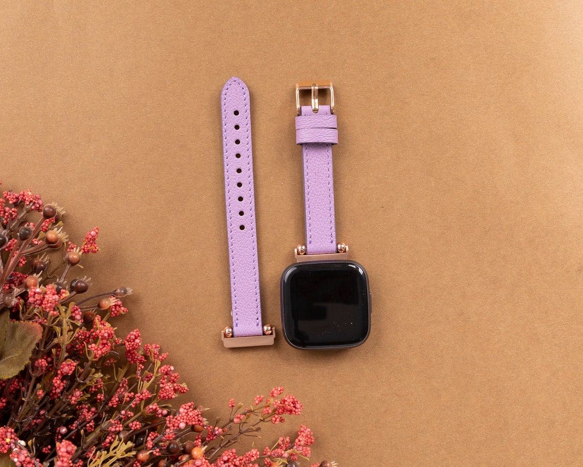 fitbit versa purple band