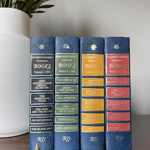 VINTAGE Reader&#39;s Digest Book Bundle AS PICTURED, Real books for decorating