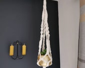 Macrame hanging basket