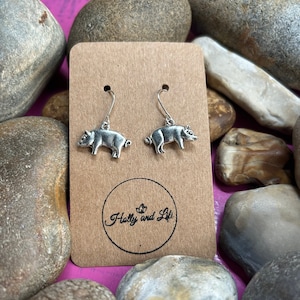 Pig Earrings: Novelty Snort Style Animal Hoops
