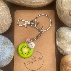 Kiwi Fruit Round Style Personalised Keychain, Kiwi Fruit Keyring, Kiwis Fruit Alphabet Initials, Birthstone Charm, Kiwi Gifts, Zipper Chain