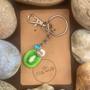 Kiwi Oval Fruit Style Personalised Keychain, Kiwi Fruit Keyring, Kiwis Alphabet Initials, Birthstone Charm, kiwi Gifts, Fruit Zipper Chain