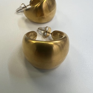 Chunky Thick Gold Hoop Earrings, Lightweight earrings, Matt Gold filled earrings, fine Jewellery,
