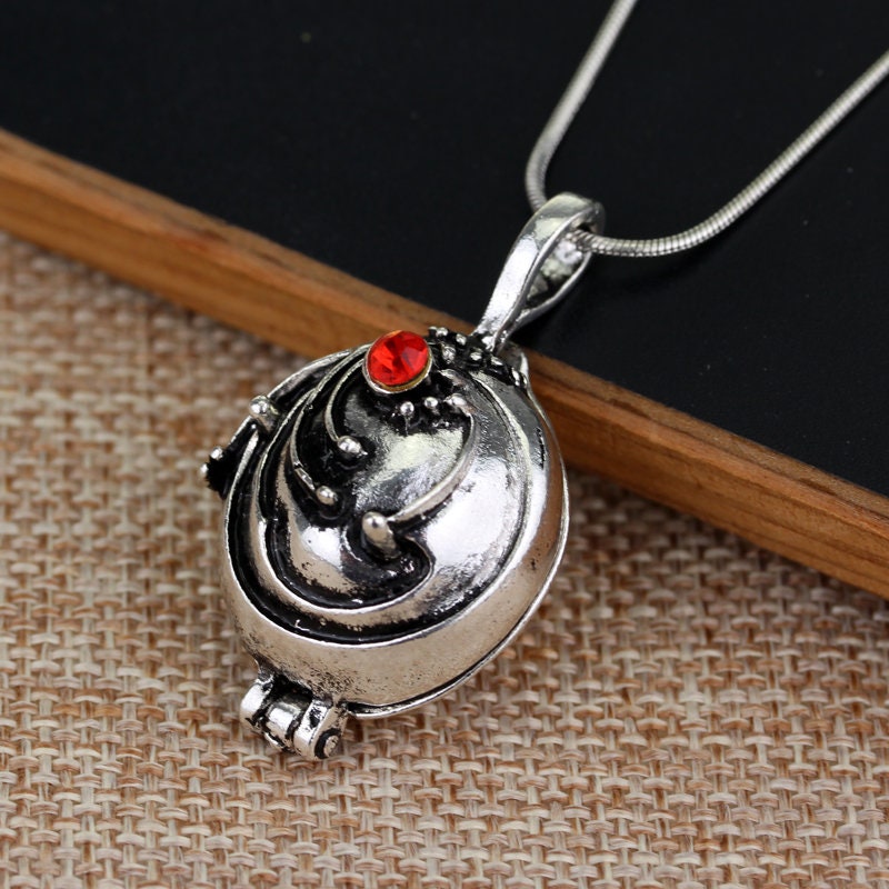 Elena's locket 2024 vampire diaries