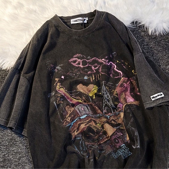 Oversized Graphic T-shirt Short Sleeve 