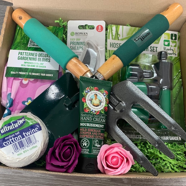 Gardening Lovers Gift Box - Contains Garden Tools- Gloves-Hand Cream - Flowered Soap- The Perfect Gift for Mum-Grandma-Friend- Free Delivery