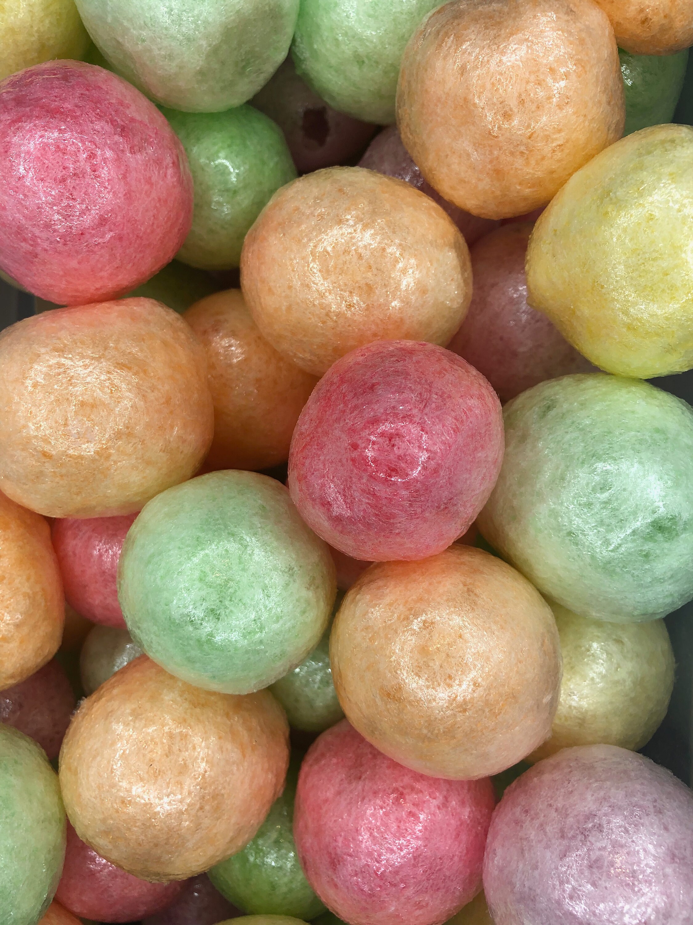 UK Freeze Dried Giant Fruit Balls A flavour bomb Fruity boiled