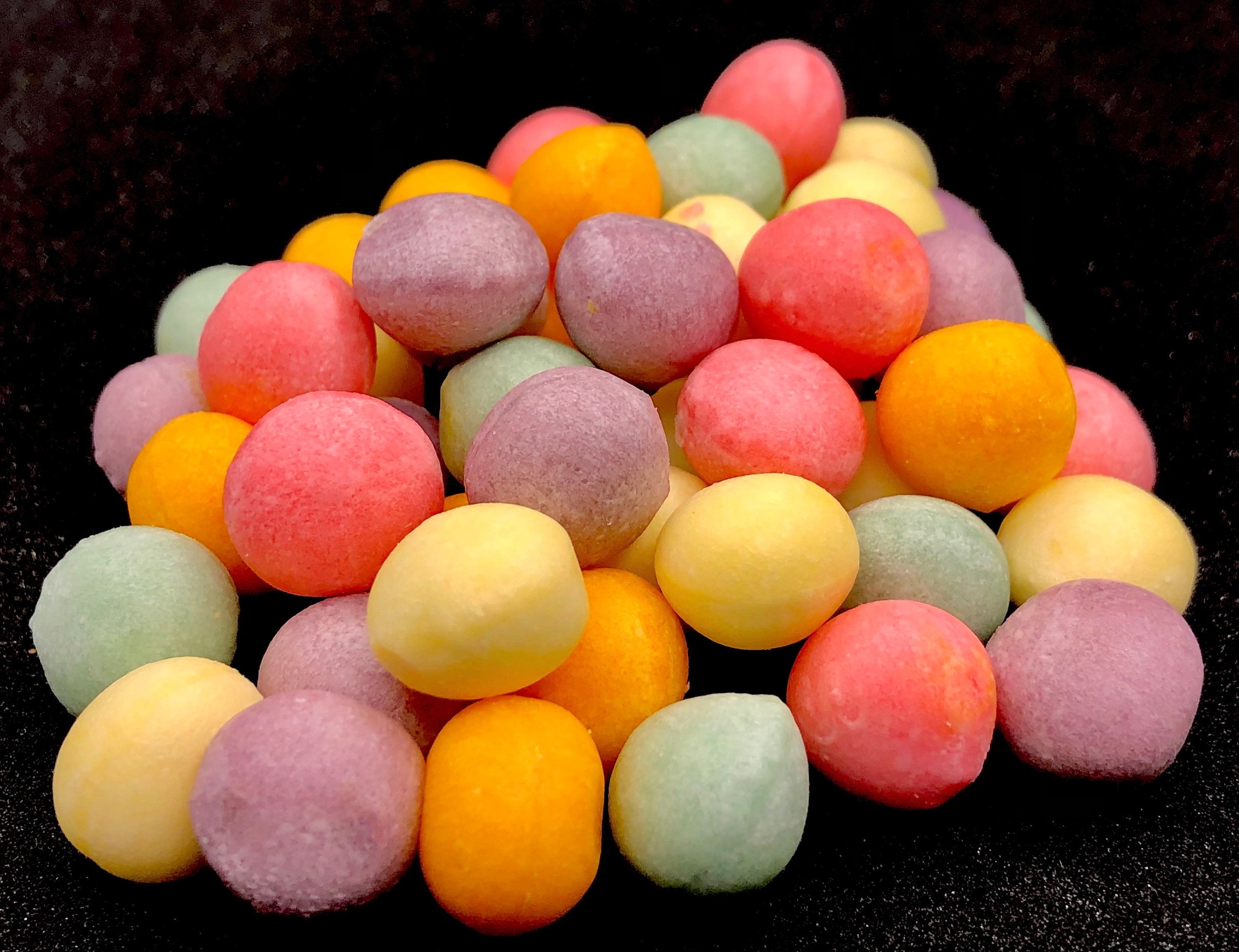 UK Freeze Dried Crisp Fruit Balls Vegan SweetsVegetarian CandyThank you presentTiktok Viral