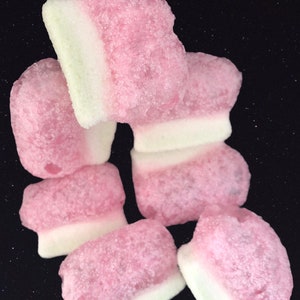 UK Freeze Dried Sour Watermelon Slices - Sour Sweets|Freeze Dried Candy|Crunchy Sweets|Unique Gift|Fat Free Sweets