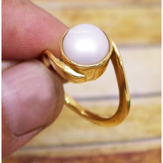 Simplicity of a Hinged Pearl Ring | Arthritis Rings