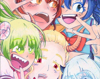 Puede incluir: Un grupo de cuatro personajes de dibujos animados con cabello y cuernos coloridos. Todos están sonriendo y mostrando los dientes. Los personajes llevan diferentes atuendos, incluyendo una camisa amarilla, una camisa azul, una camisa rosa y una camisa blanca.