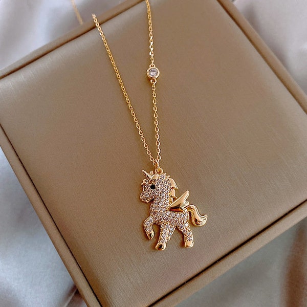 Rhinestones Unicorn Pendant Necklace Gold | Unicorn Jewellery | Unicorn Gifts