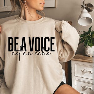 Sei eine Stimme kein Hall SVG PNG | Motivations-Svg | Inspirierende Kunst | Selbstfürsorge SVG | Du bist stark svg | Lassen Sie sie svg | Du Bist Genug