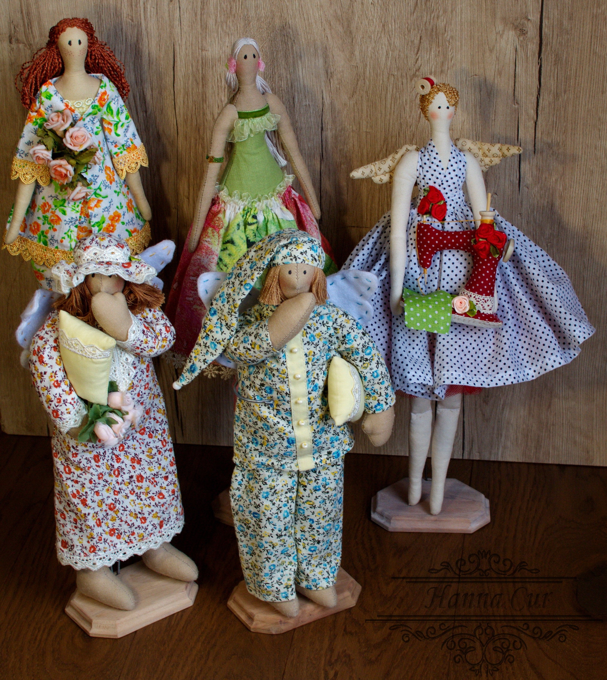 Wooden Doll Stand / Doll Holder / Display Stands made of | Etsy