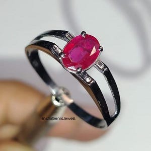 Natuurlijke roze robijn ring Mooie verlovingsring massief zwart 925 sterling zilver eenvoudige ringen Echte roze robijn ringen voor vrouwen