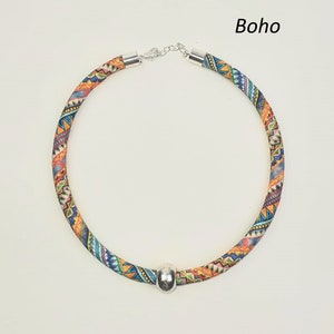 Boho Halskette, Moderne Seil Halskette, Schwarz weiß Kragen Halskette, Einzigartige ethnische Halskette für Frauen, Geschenk für Sie