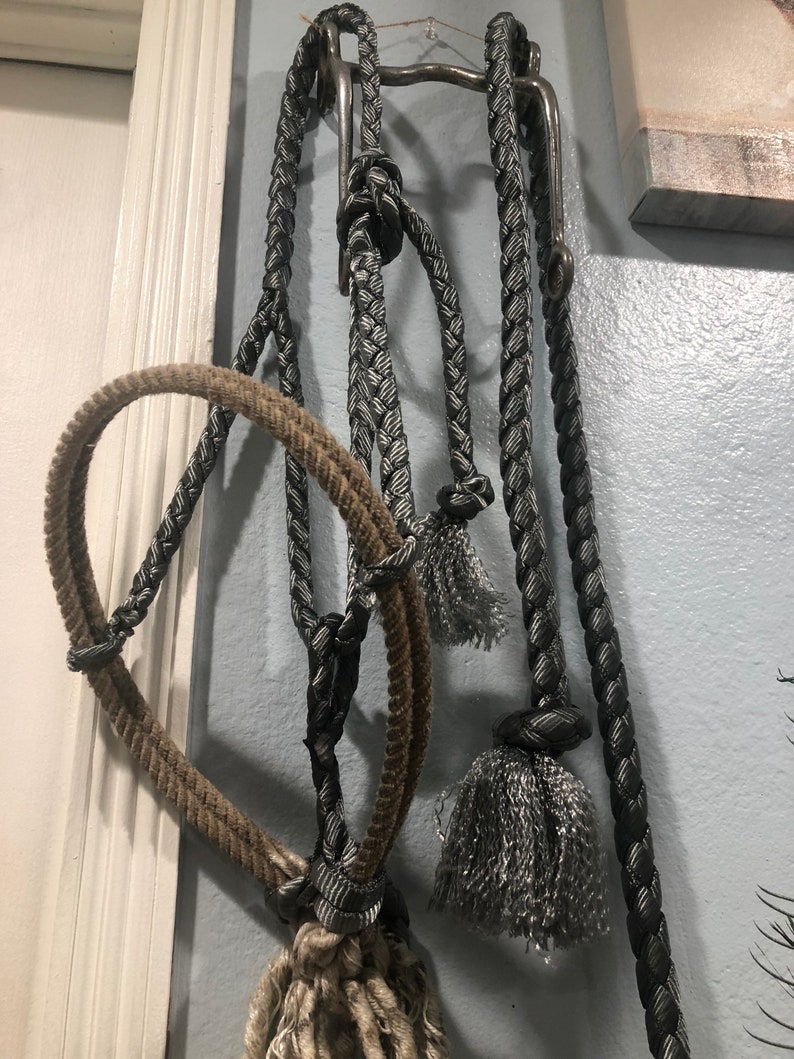 The Cody Double Lariat Halter