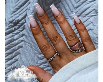 Luxe Outline French Tip False Gel Nails,Custom Press on Nails, Reusable Nails,Stick on Nails,Medium Square, French Tip Nails, False Nail