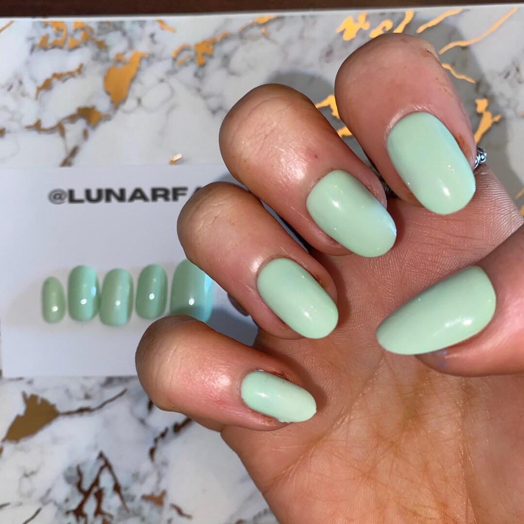 Luxe Mint Green Gel Nails, Custom Press on Nails, Reusable Nails, Stick on Nails, Mint Green