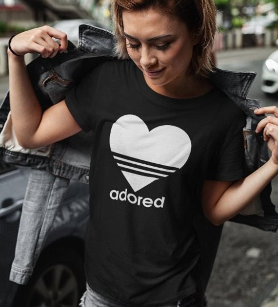 Wanna Be Adored T shirt Retro Sports Heart Tee for Men Women