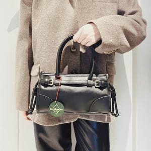 leather handbag with shoulder strap, Crossbody bag, Vegan leather handbag, Everyday bag, Leather purse
