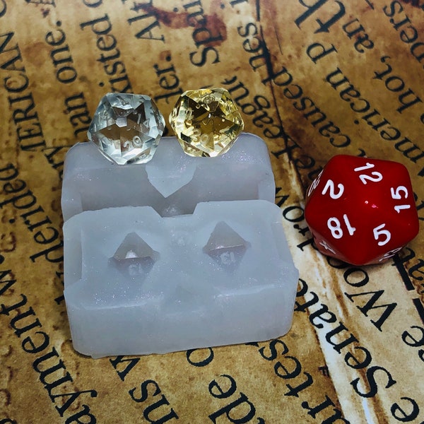 A pair of matching 12mm mini dice mold